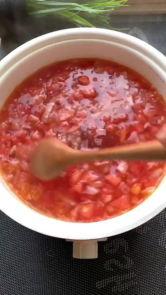 你知道方便面怎么煮最好吃吗?快来试试这个吧