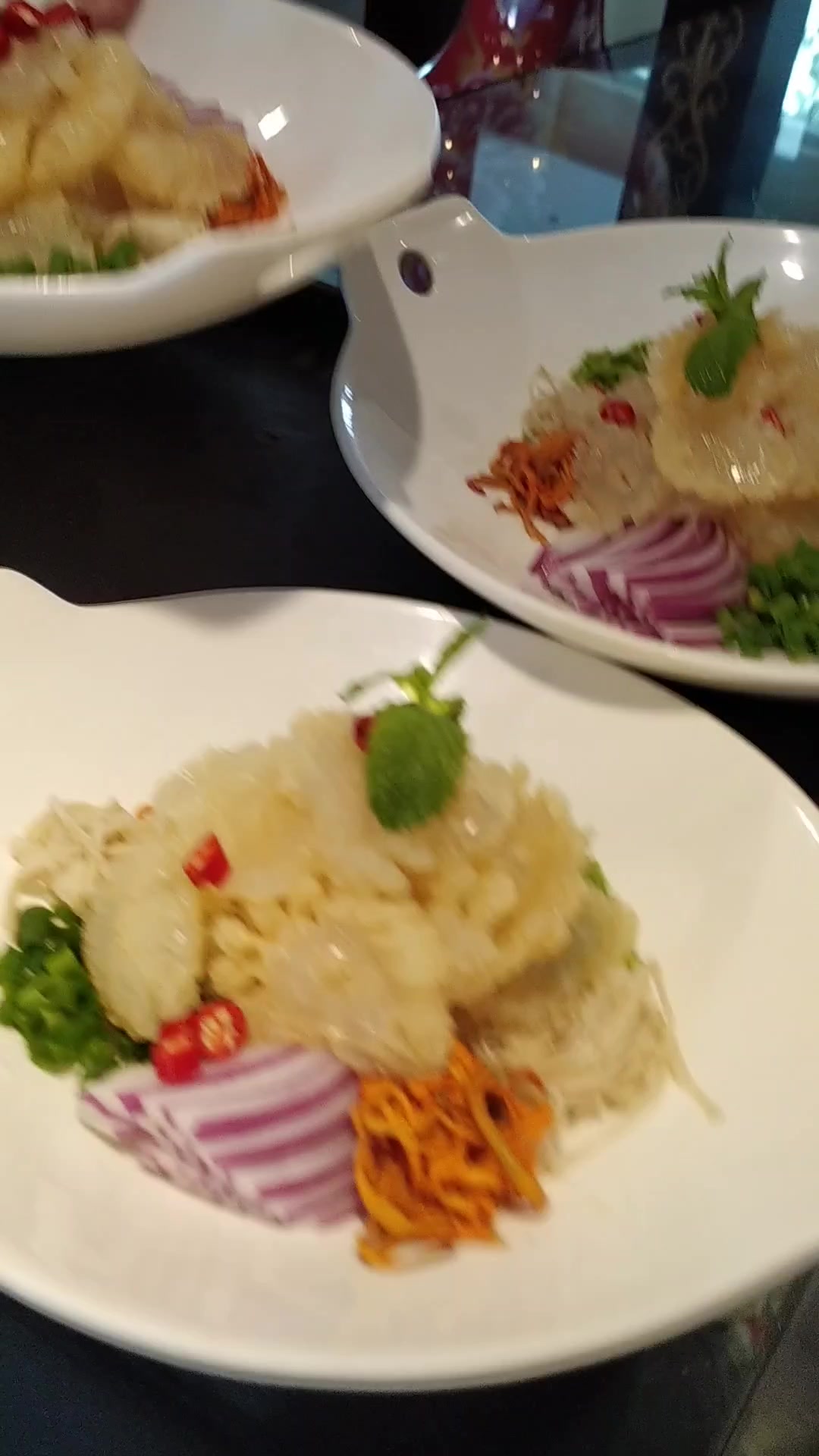 小场面来一次,摆花忙的我还把我的4个特色菜没有拍上有点小可惜