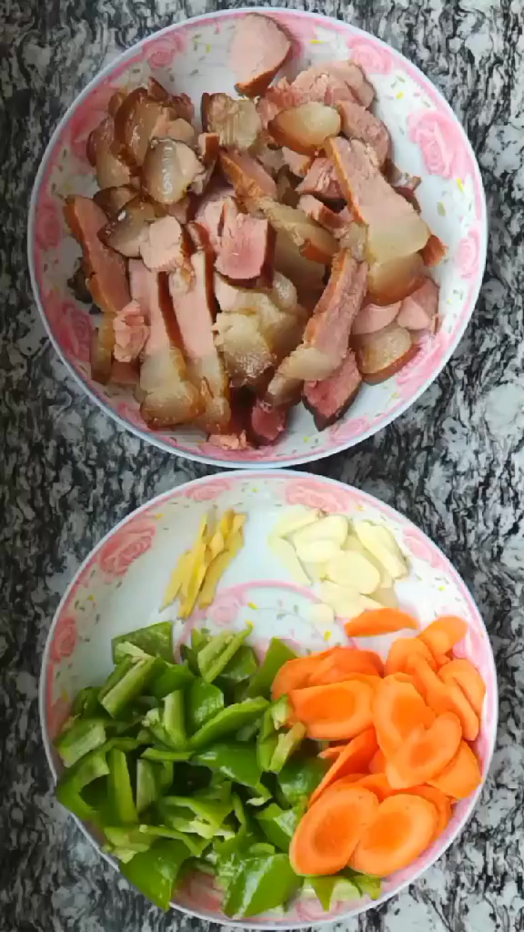 青椒炒腊肉家常做法