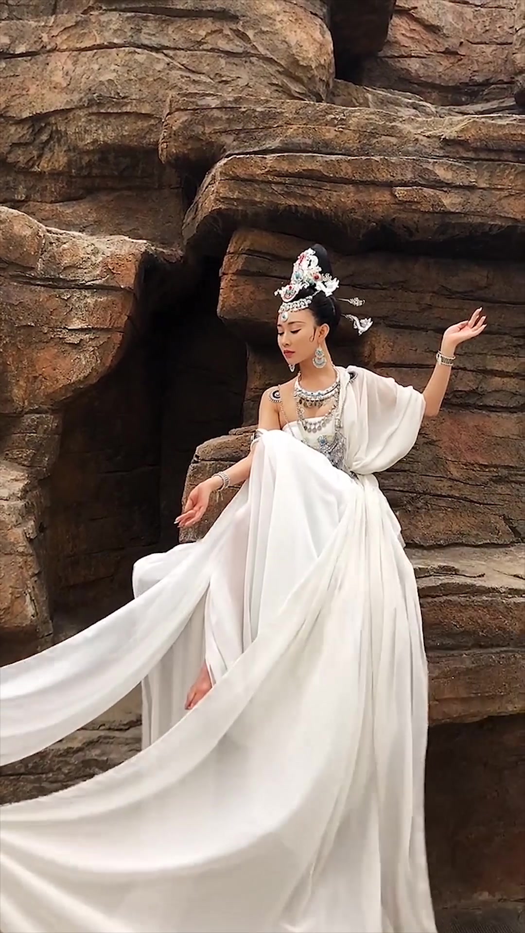 一梦敦煌,千年飞天!接下来的一幕,真是惊艳到我了!