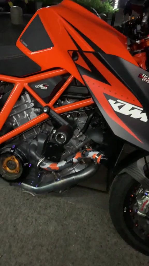 ktm1290,超级肌肉男
