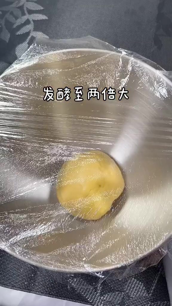 牛角面包的家常做法,简单好做,蓬松香甜!