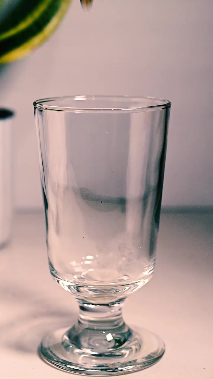 巧克力味的珍珠奶茶卖的比较贵,但是真的很好喝