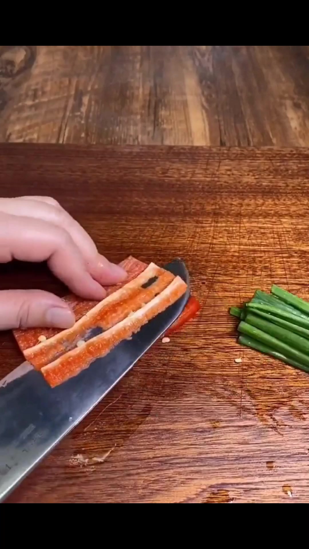 鲈鱼还是清蒸的好吃,原汁原味