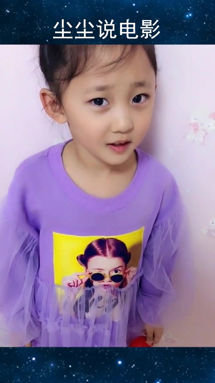 何依诺跟爸爸说肚子胀不舒服,看爸爸怎么回答她的,结果搞笑了