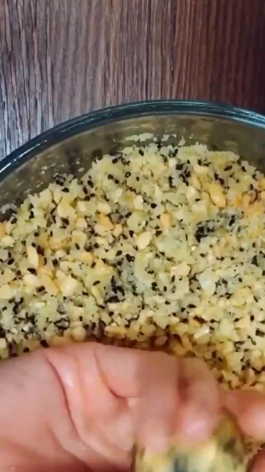 用平底锅做花生酥,比烤的都好吃