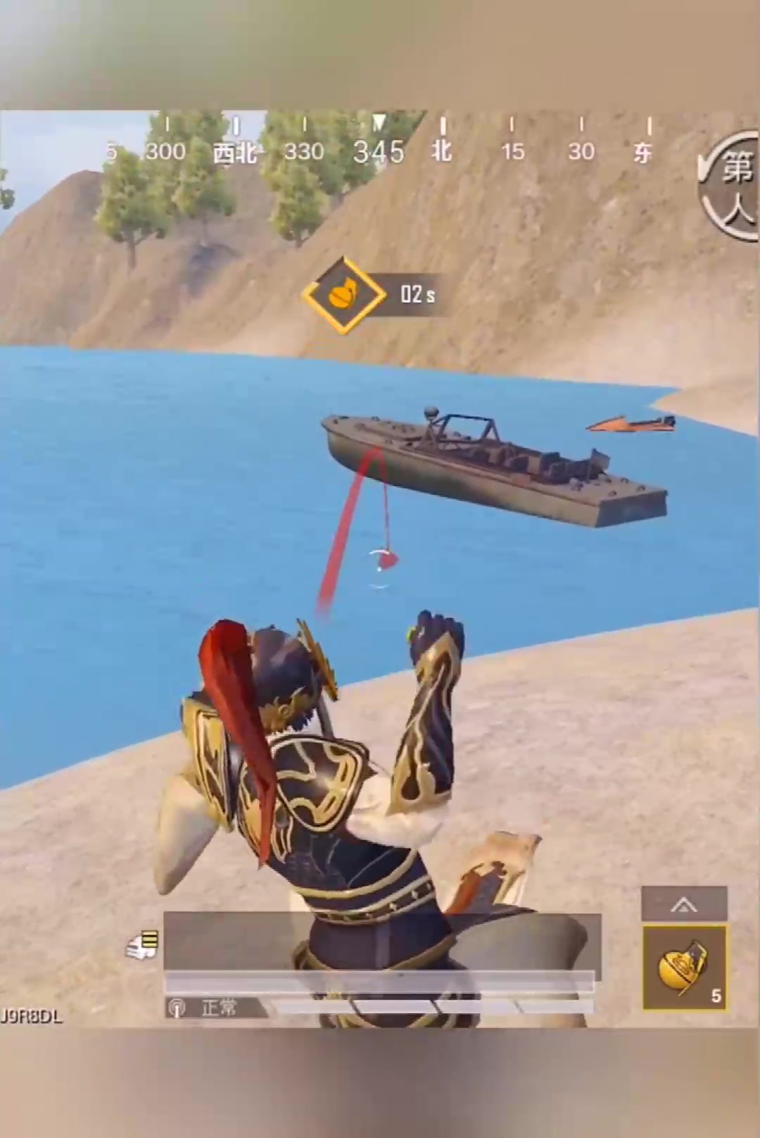 和平精英:手雷对比,和平精英VS香肠派对,看看他们怎么扔手雷?