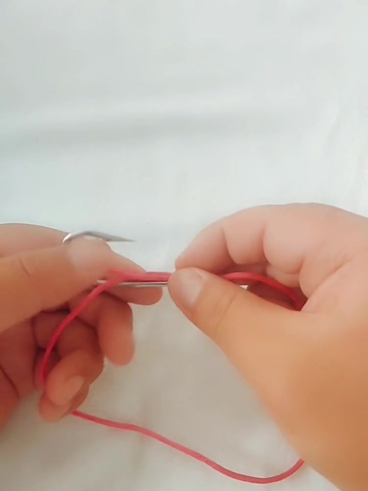 钓鱼技巧:鱼钩最基础的两种绑法