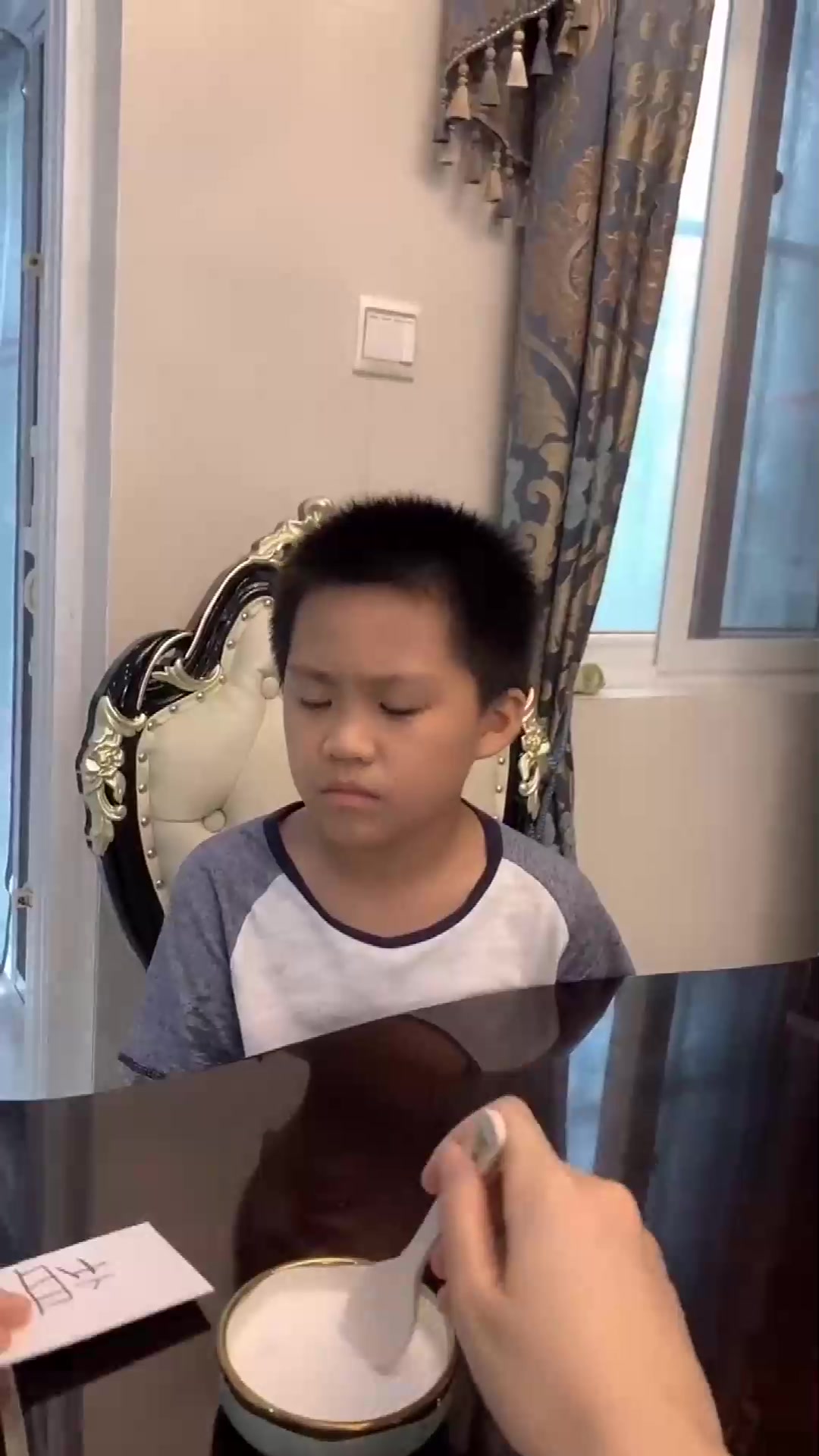 搞笑合集:谁还不会做个三菜一汤啊!