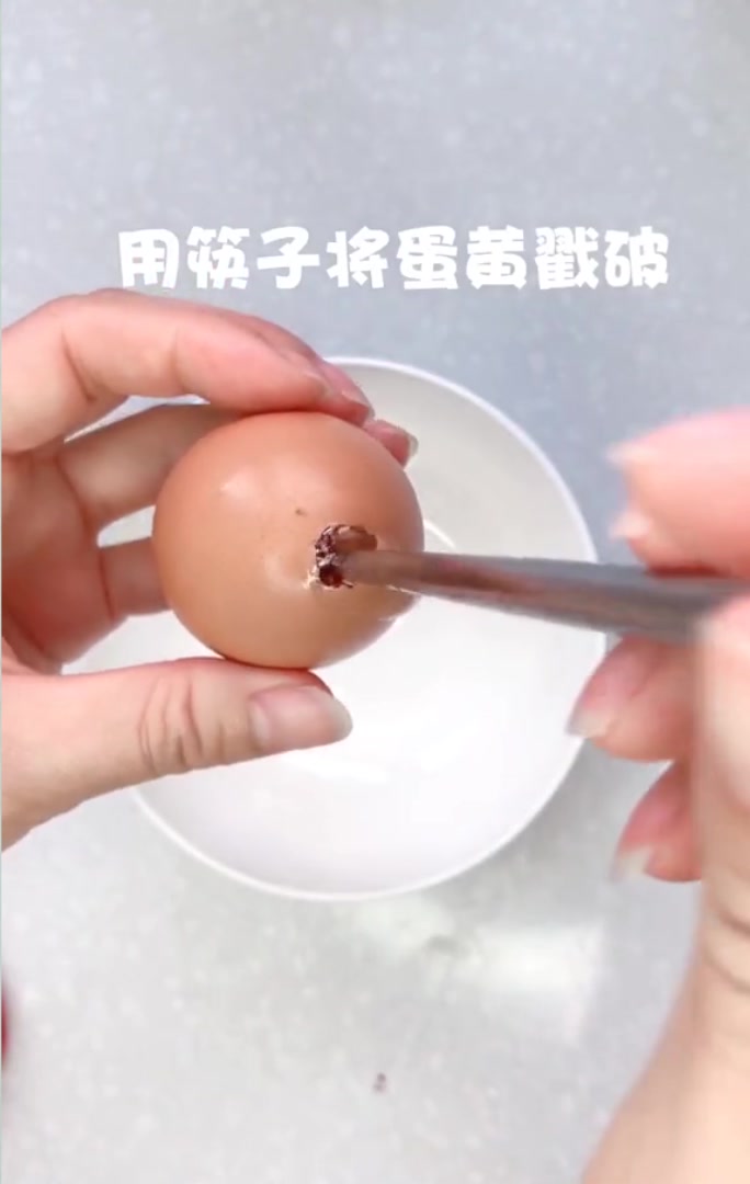 每天都吃的鸡蛋,给孩子做个不倒翁,简单好玩