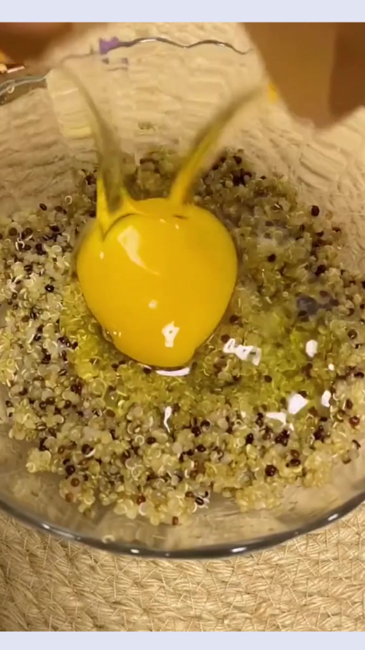 超模最爱吃的藜麦鸡蛋饼,高蛋白低热量食物,减脂期宝宝的福音!