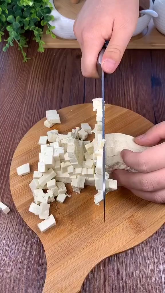 解锁小白菜豆腐素馅饺子,一口一个超好吃!