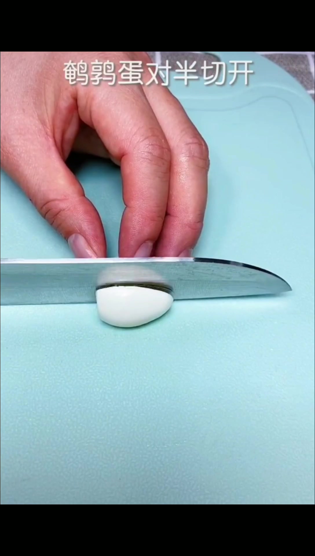 金鱼戏莲超有诗情画意的一道菜,这样的摆盘你喜欢吗,色香味俱全