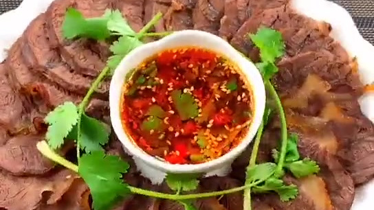 #美食推荐#【卤牛肉】牛肉最好吃的做法,肉质鲜嫩,好吃到舔手指,美食get√