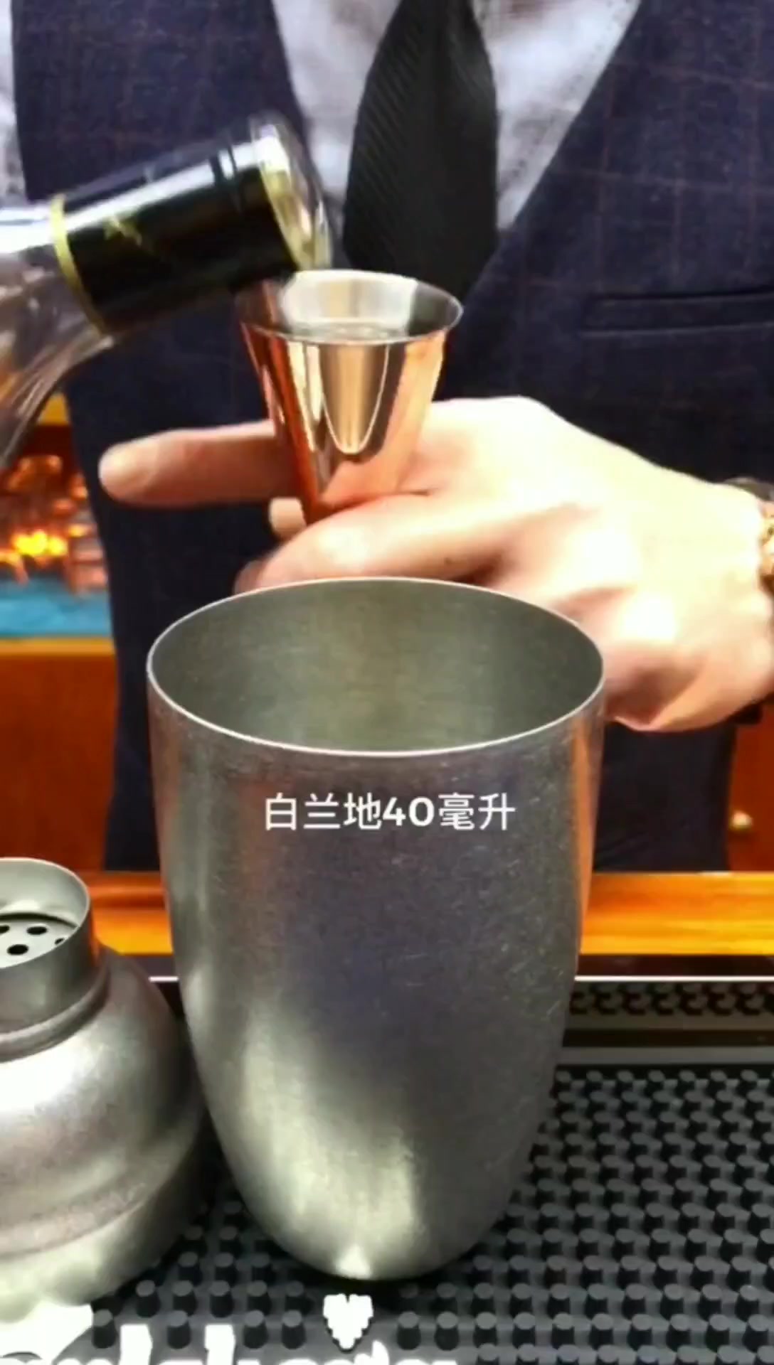 喝了这杯浓郁甘醇,甜美鸡尾酒