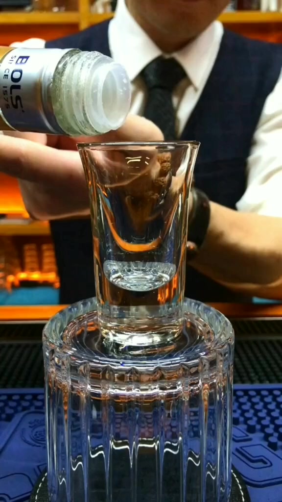 会流泪的鸡尾酒!