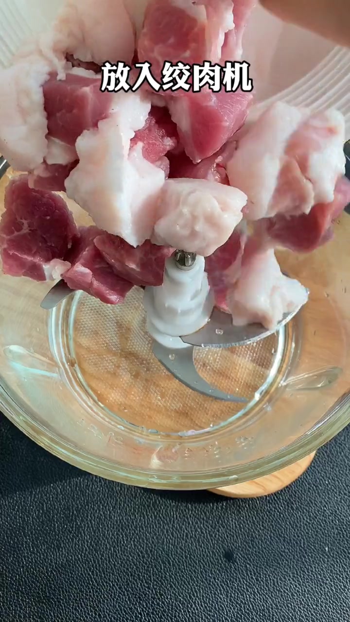 肉馅这样调,不管是包包子包饺子包馄饨都好吃