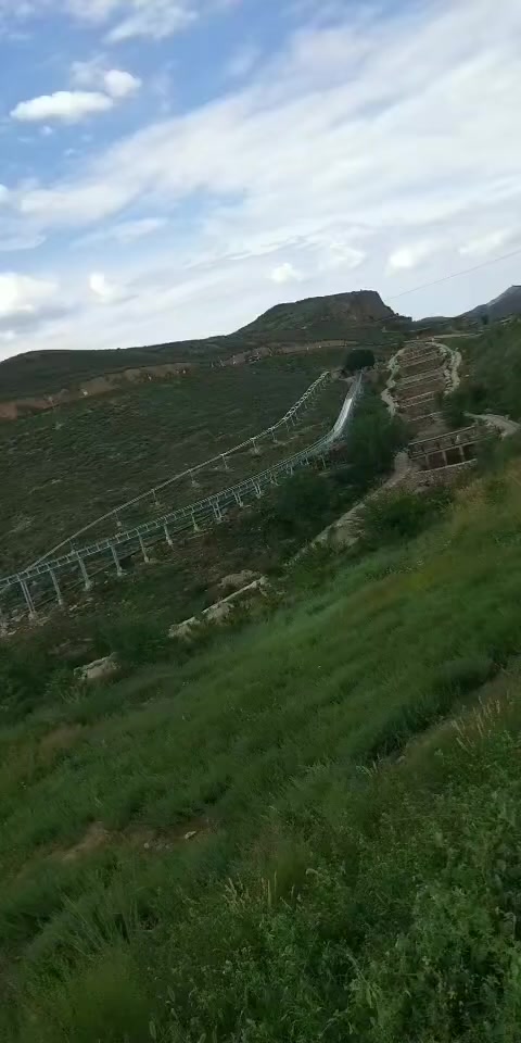 美丽黄河大峡谷,绚丽乡村振兴风