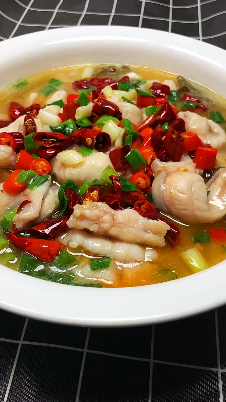 麻辣版酸菜鱼我的酸菜是自己做的无