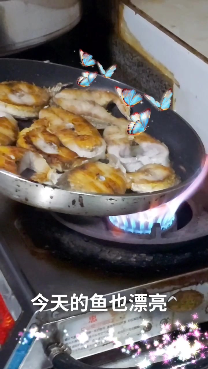 一桥飞架南北,极目楚天舒