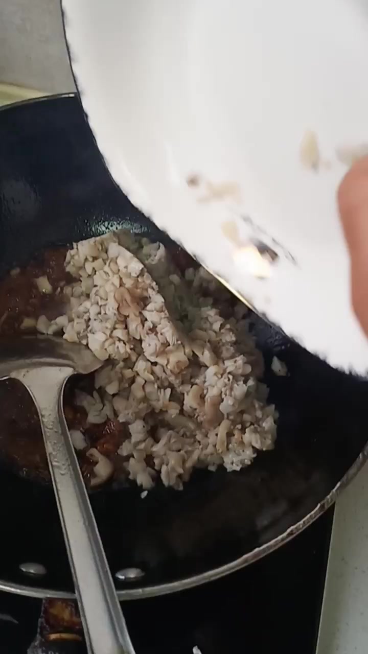 蘑菇肉丝打卤面,太好吃了