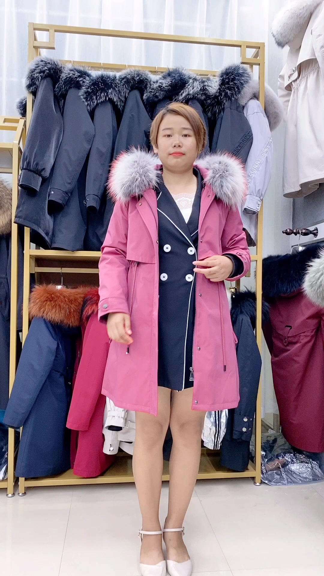 2020新款女装时尚皮草派克服