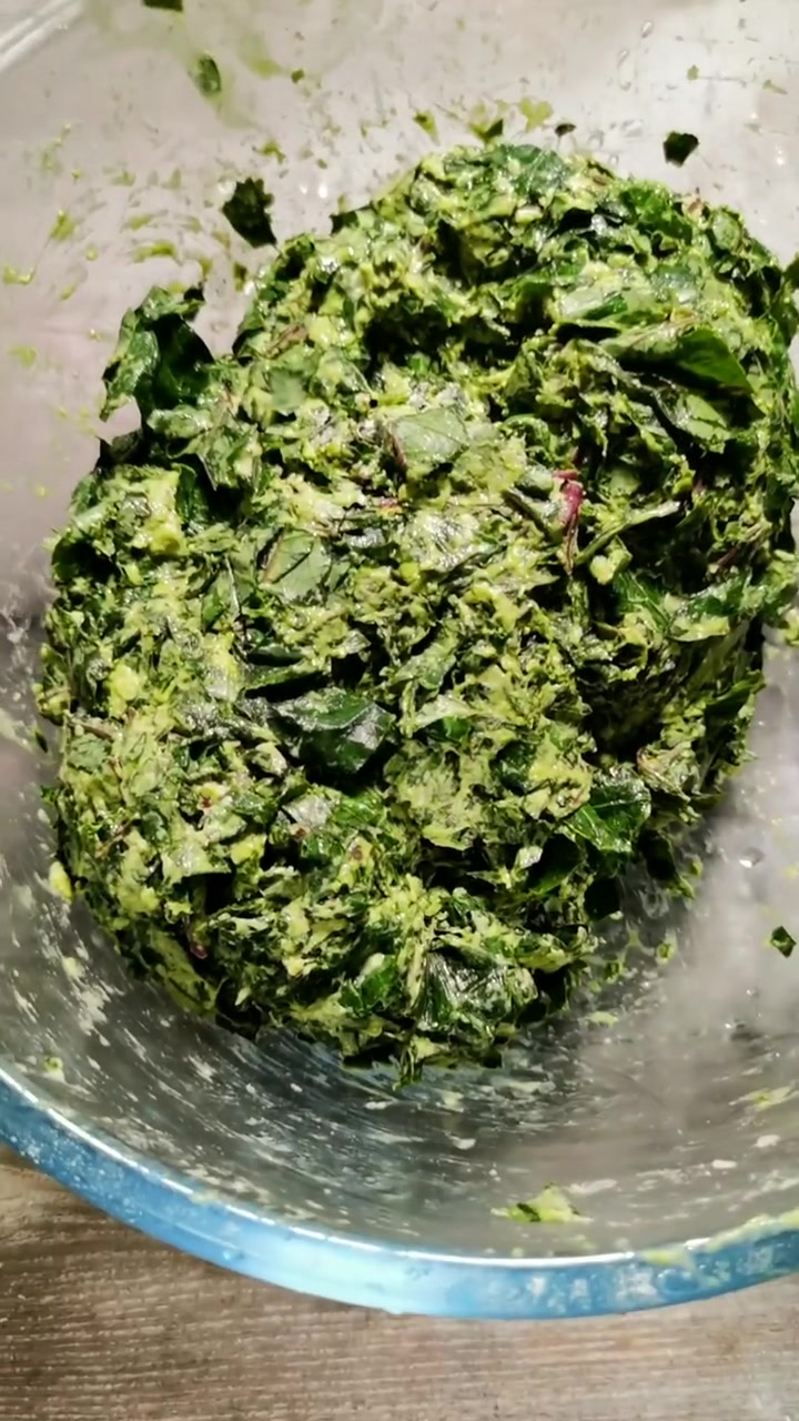 红薯叶窝窝的做法,想吃的朋友一起来做吧!