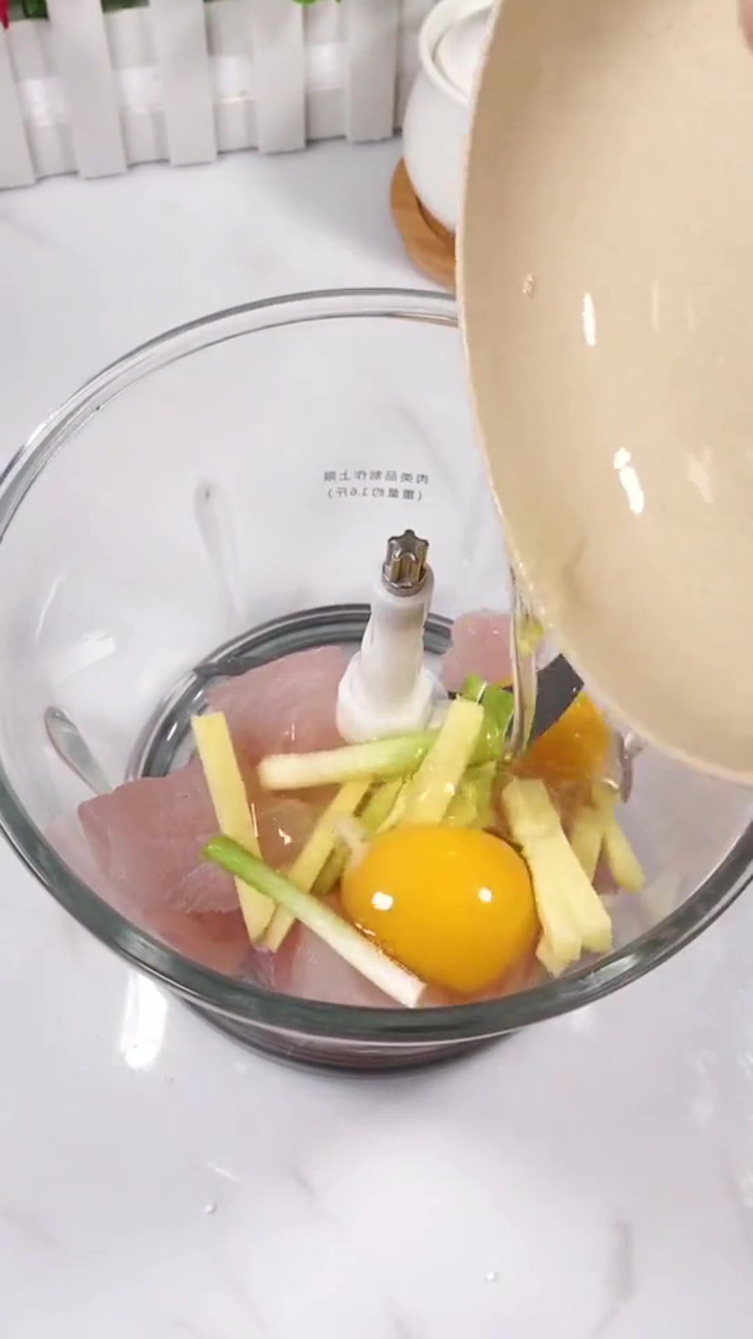 做一份真材实料的饭,鱼豆腐里真有鱼,口感好味道佳