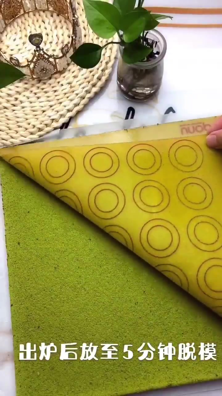 网红抹茶红豆蛋糕卷__零失败