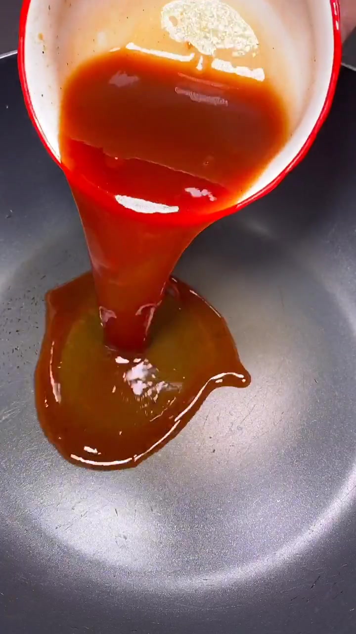 鸡胸肉这样做,大人小孩都爱吃,真是色香味俱全