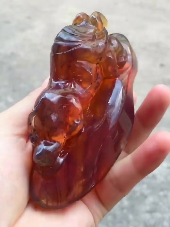 牛气冲天棕红牛摆件