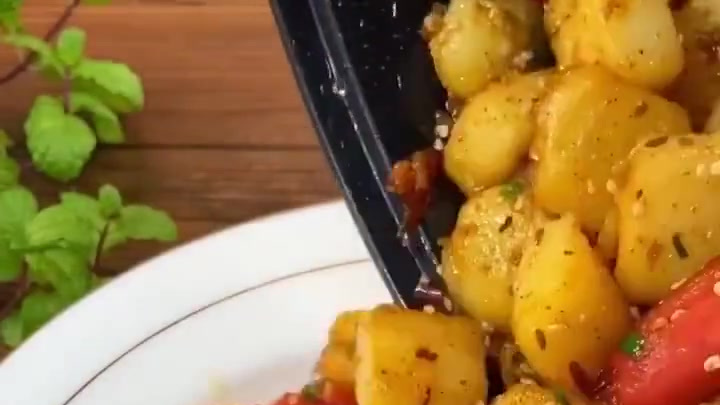 美食时间 【孜然土豆香肠】做法简单,好吃极了,大人和小孩都爱吃,美食get√&nbsp;