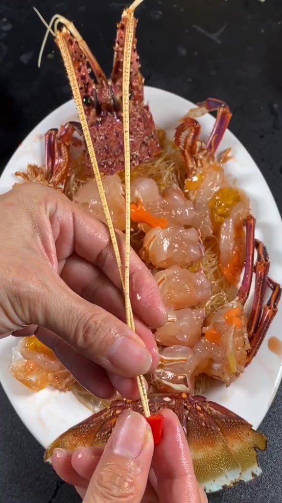 专业厨师详细解说粉丝蒸龙虾做法