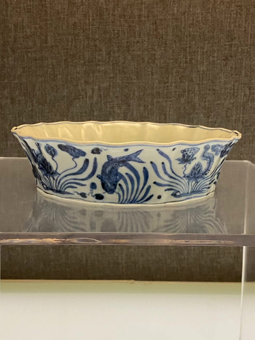 瓷器上的青花鱼纹