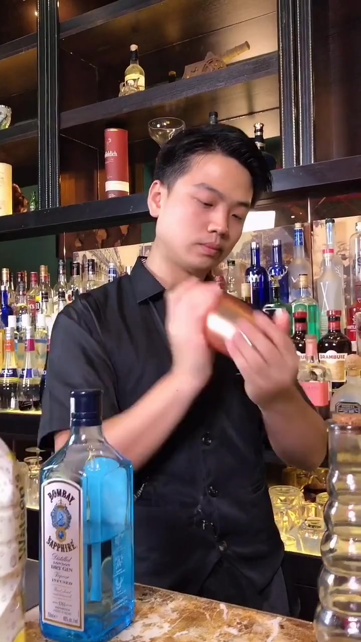 据说这一杯鸡尾酒,是所有调酒师的噩梦,你知道为什么吗?