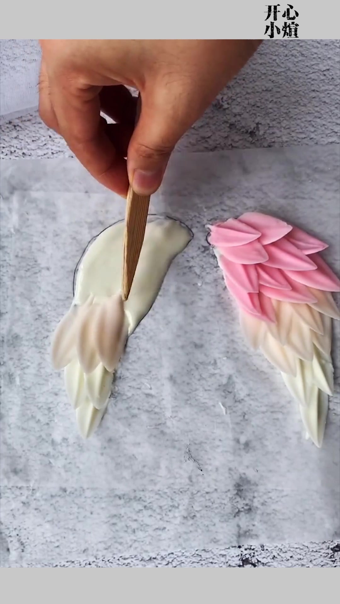 见识一下甜品师做的天使之翼,放在蛋糕那一刻,太喜欢了!