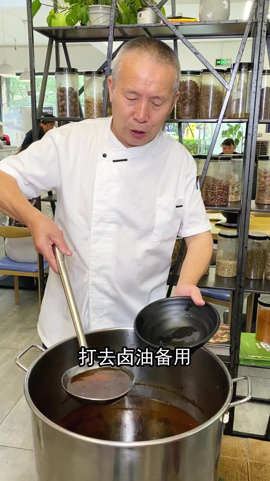 经典小吃周黑鸭为何如此火爆,今天就给大家揭秘一下技术!