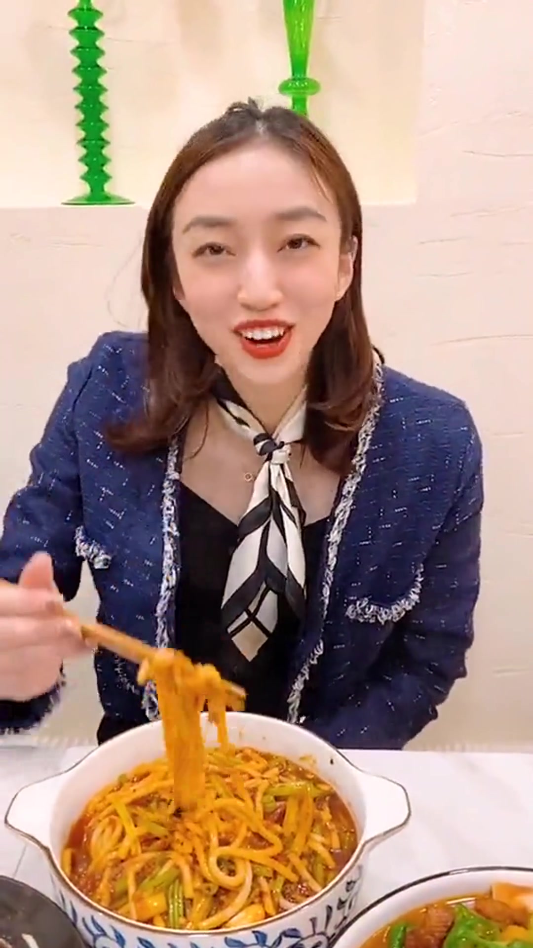 在南京终于也可以吃到正宗的新疆炒米粉