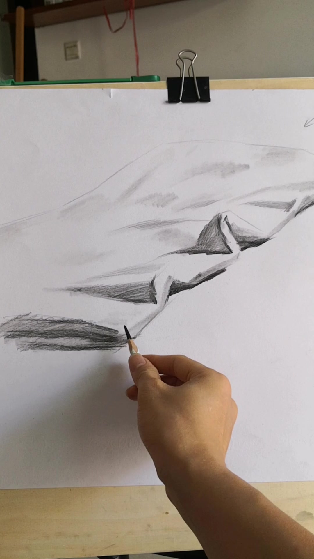 素描静物衬布的画法,注意这3个点非常容易出效果!