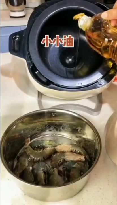 亚卫酒店设备 家用滚筒自动翻转炒菜机小型炒饭机器人 酱油焗大虾