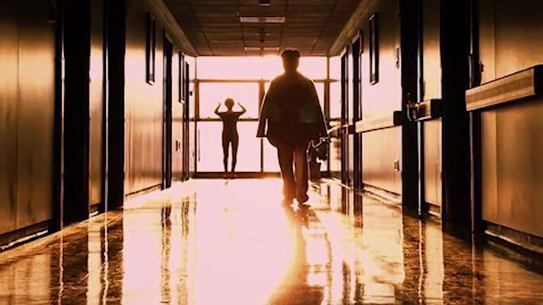 【生命有光,就有希望 护士拍下近500张病房走廊窗外照[心]】在浙江省人民医院的17层,常