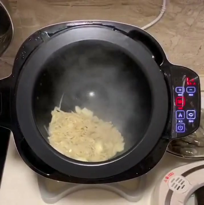 亚卫酒店设备 商用滚筒智能炒菜炒饭炒粉炒面机器人 厨房神器设备
