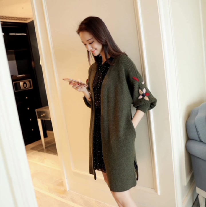 跨境外贸2019秋季韩版新款女装刺绣毛衣女开衫中长款宽松针织衫女