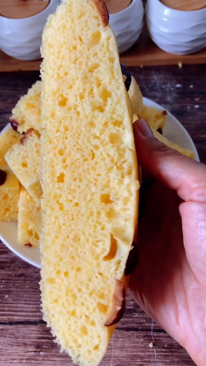 玉米面发糕的详细做法教程