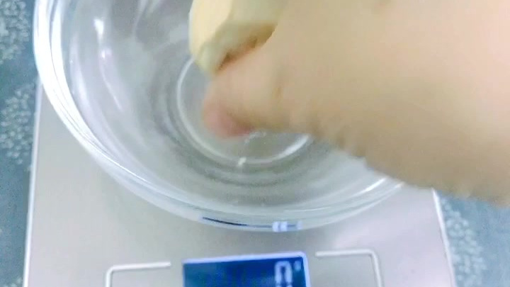 #AB姐姐热量测评# 一块豆腐多少大卡卡路里?一块豆腐多少克?豆腐热量高吗@AB姐姐专注食