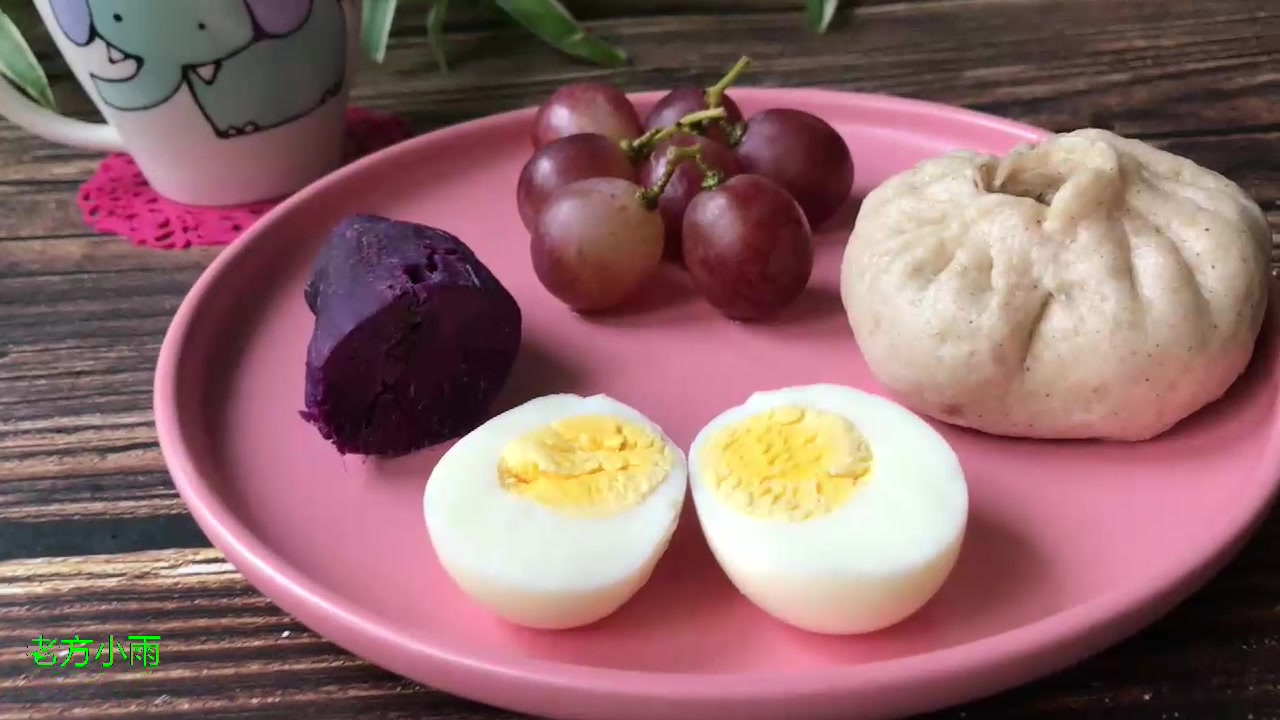 #珍惜粮食拒绝浪费# 又到周末了,想想都开心❤,分享一下我家的今日早餐,实拍我一人份,够不