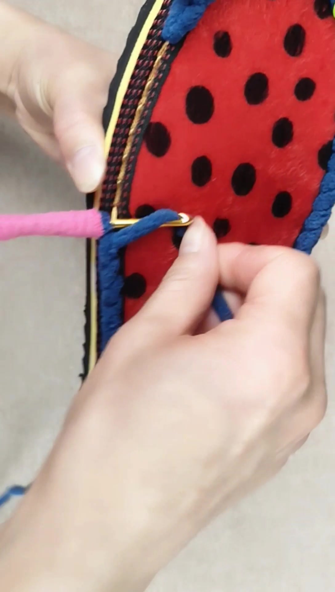 手工制作:04条纹款毛线拖鞋编织教程