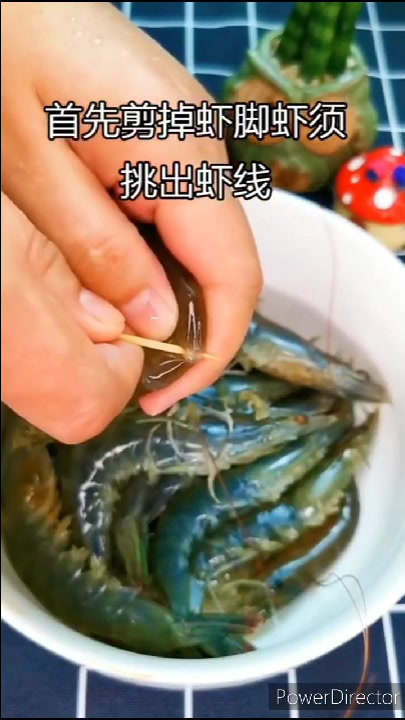 红焖大虾,太香了,鲜香诱人让人食欲大增,待客有面子