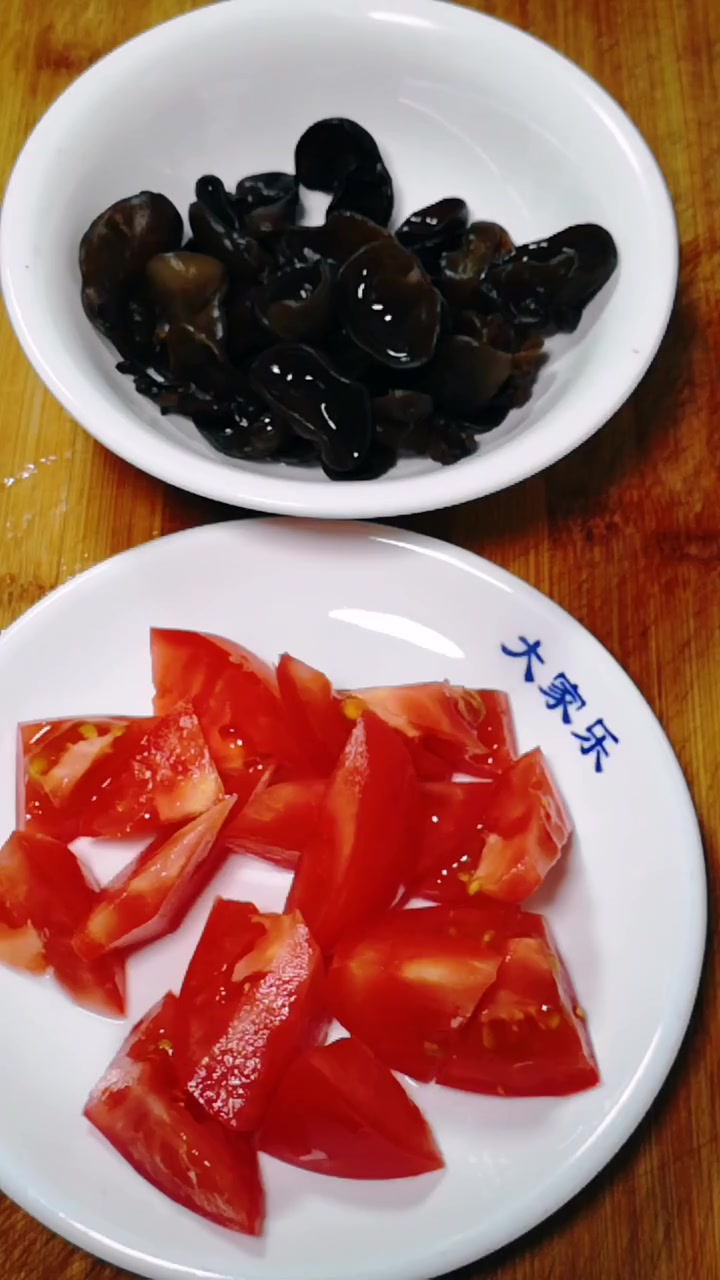 酱爆佛手瓜的家常做法,谁没学会,我抱着佛手瓜去教你
