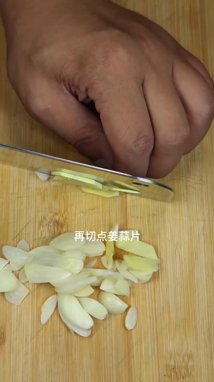 木耳烧花菜,简单好吃,喜欢的收藏